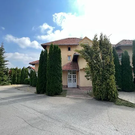 Pino Munika Apartment