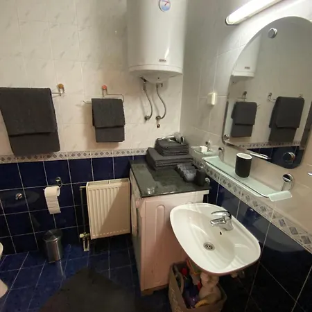 Pino Munika Apartament *