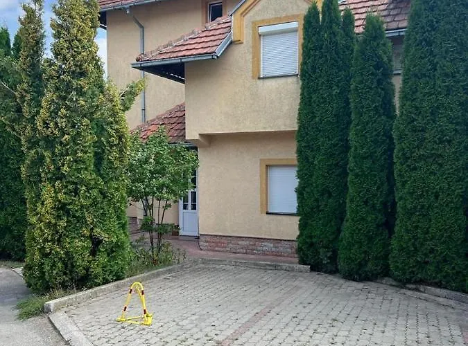 アパート Pino Munika ズラティボール