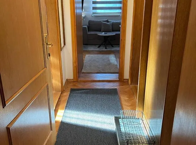 Pino Munika アパート